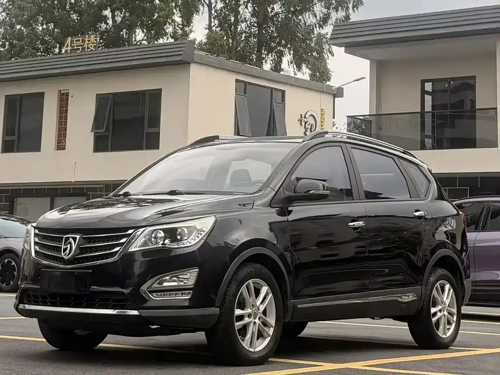 Baojun 560 2015 1.8L manual comfort type