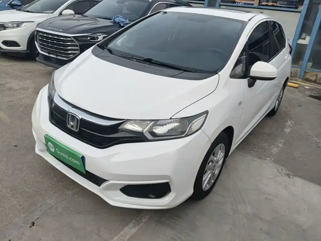 Fit 2018 1.5L CVT Comfort Sunroof Edition