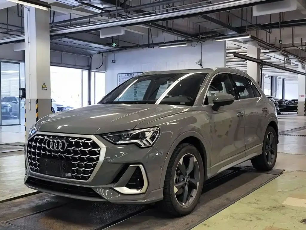 Audi Q3 2024 35 TFSI Fashionable and Dynamic