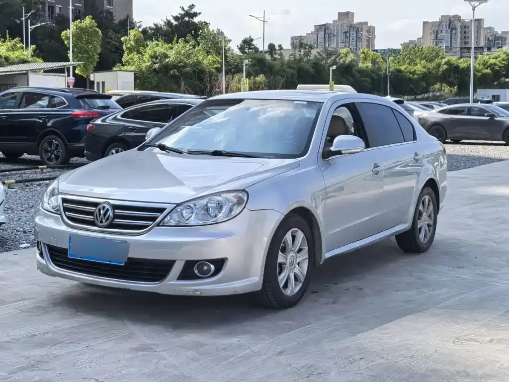 Lavida 2011 1.6L automatic elegant version