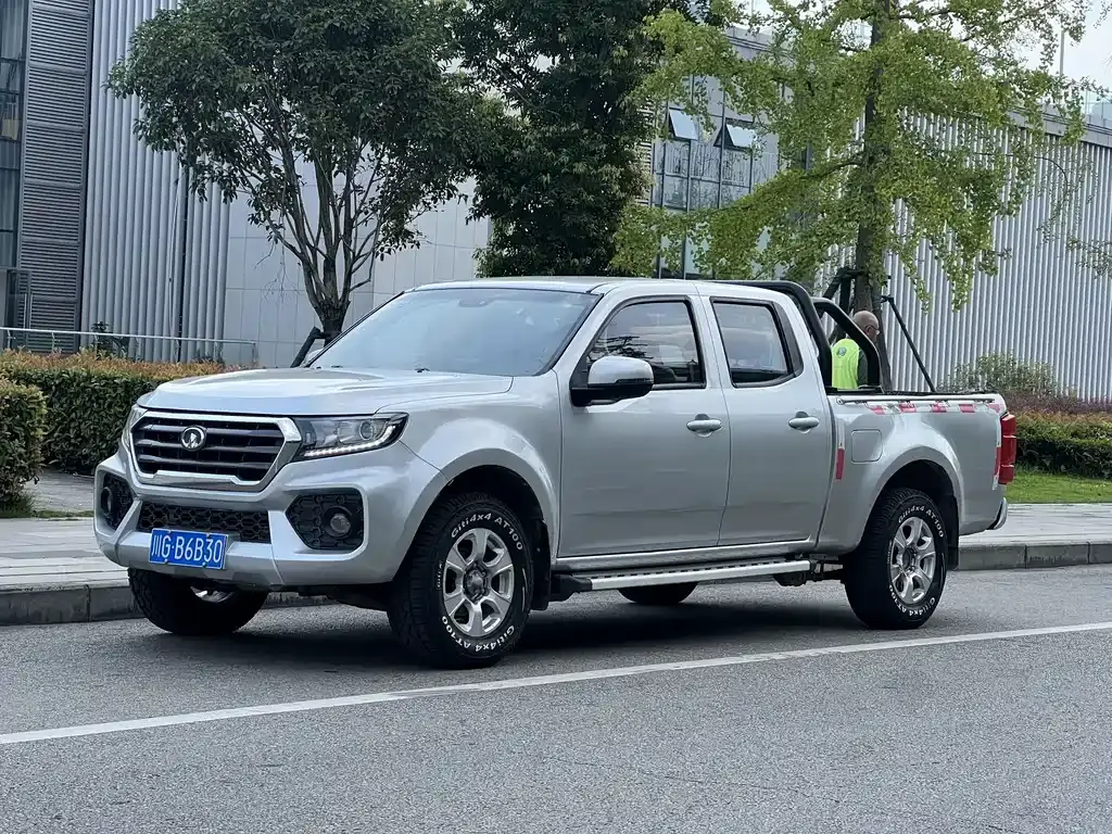 Fengjun 7 2019 2.0T diesel four-wheel drive elite model National VI large double GW4D20M