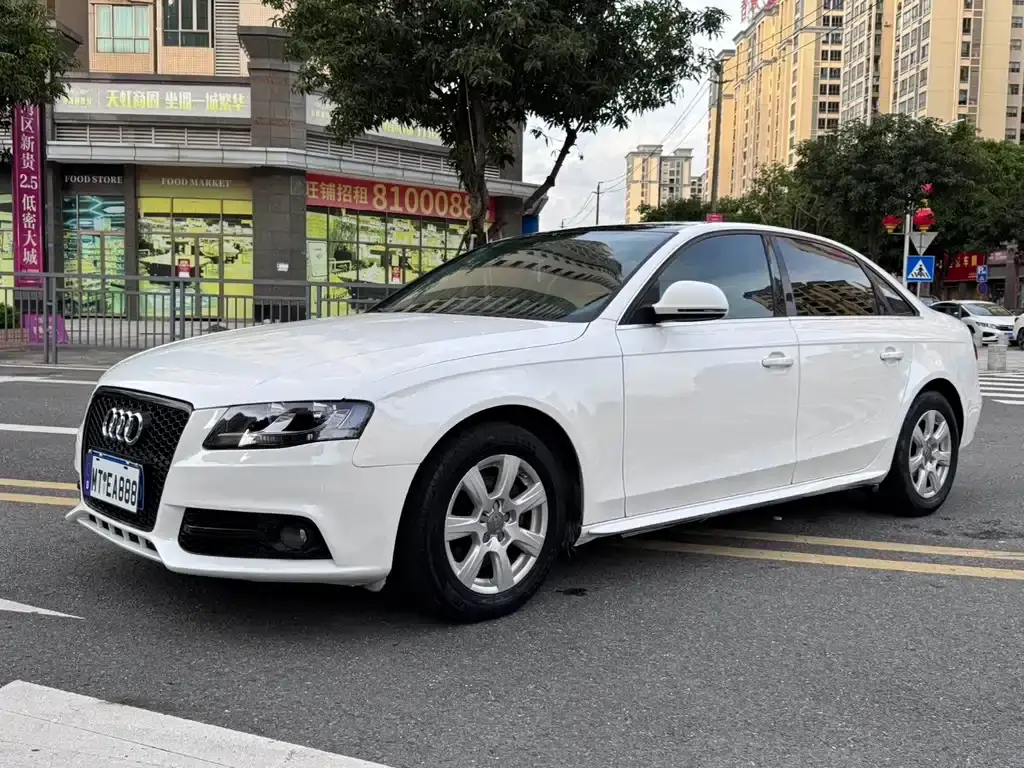 Audi A4L 2012 1.8 TFSI automatic comfort type