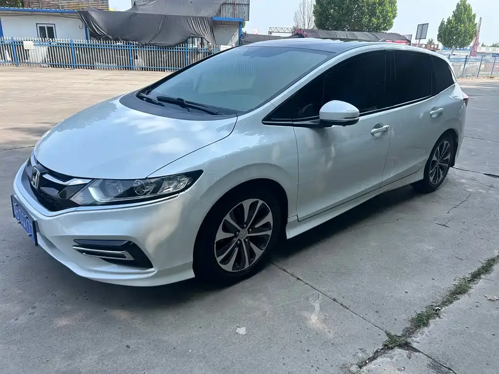 Jade 2017 210TURBO CVT Fashion Edition 5 seats