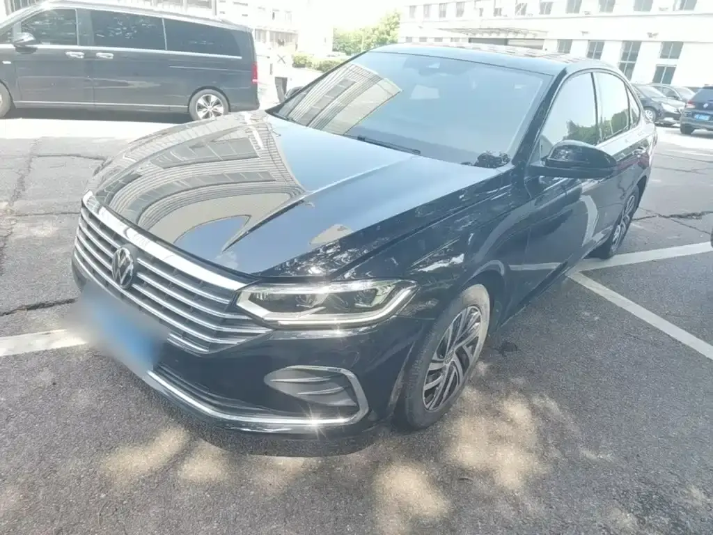 Lavida 2023 facelift 1.5L automatic 5 million version