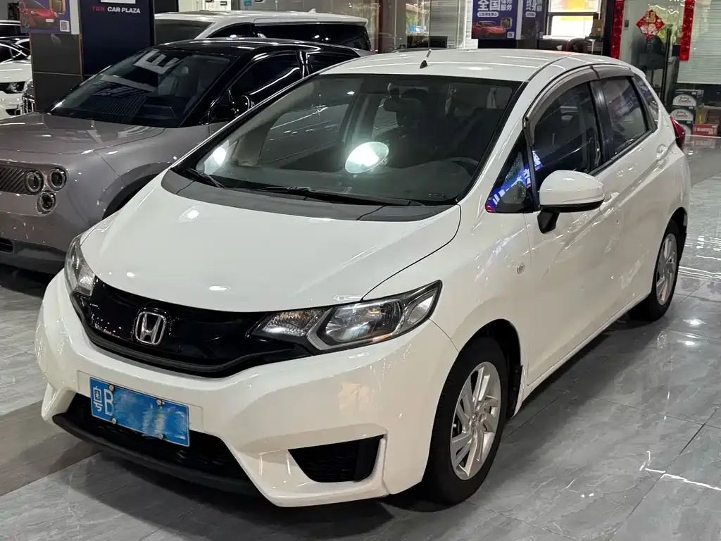 Fit 2014 1.5L LX CVT comfort model